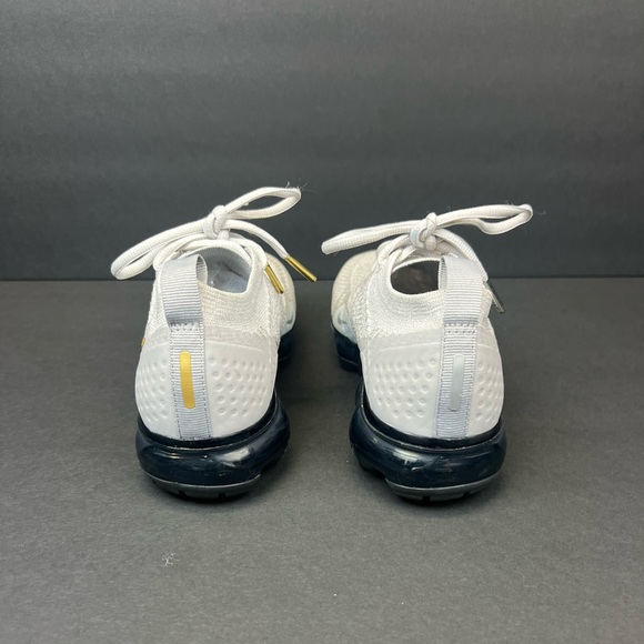 Nike Air VaporMax 2 Women's Size 6 Vast White Metallic Gold Shoes 942843-010 - Picture 4 of 9